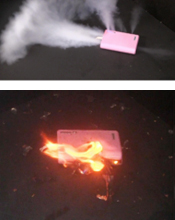 画像:【NITEの再現実験】充電していたモバイルバッテリーから発火