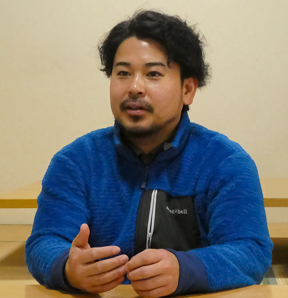 インタビューの様子