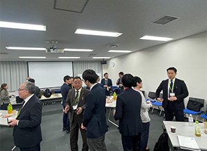 画像：交流会の様子1