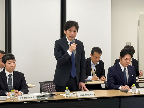 写真：会議の様子1