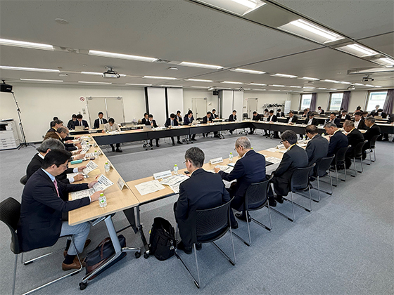 写真：会議の様子2